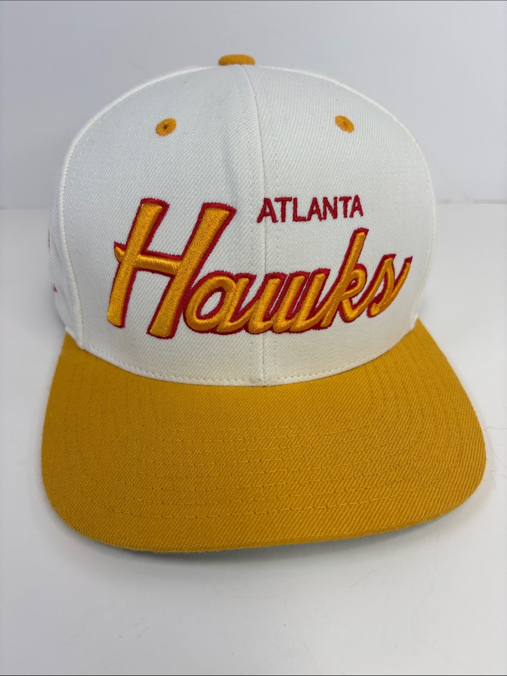 Mitchell & Ness Atlanta Hawks White and Gold Script Snapback